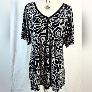 Venezia Black with White Floral Print Blouse, Black tie at Waist Womens 22/24